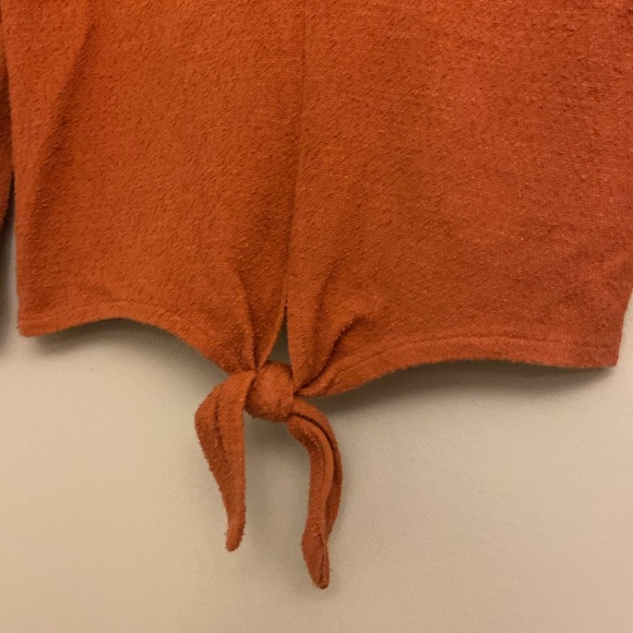 ⭐️ Madewell Textured Rust knot front Cropped Too size xs - Picture 7 of 9